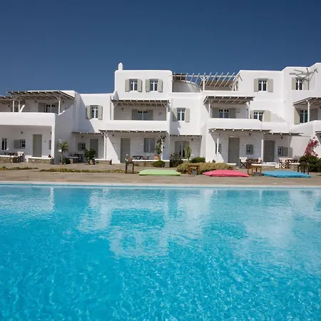 Yakinthos Aparthotel