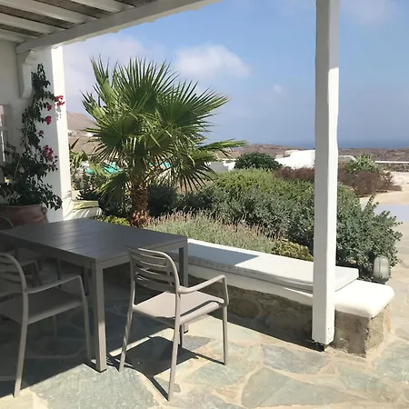 Yakinthos Panormos (Mykonos)