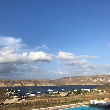Lägenhetshotell Yakinthos Panormos (Mykonos)