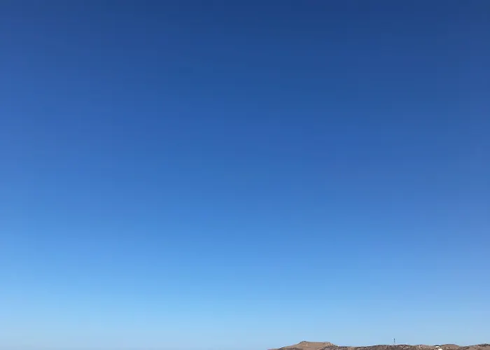 מלון דירות Yakinthos 4*