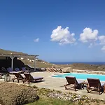 Yakinthos Panormos (Mykonos)