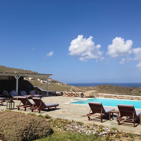 Yakinthos Panormos (Mykonos)