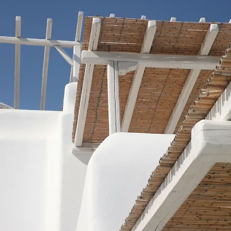 アパートホテル Yakinthos Panormos (Mykonos)