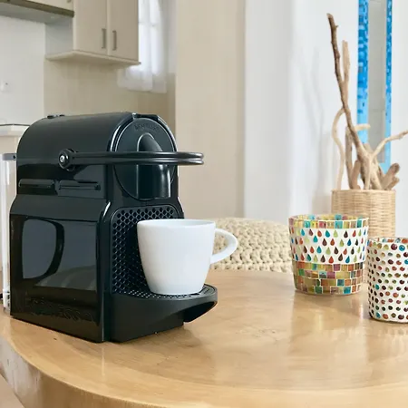 Yakinthos Panormos (Mykonos)