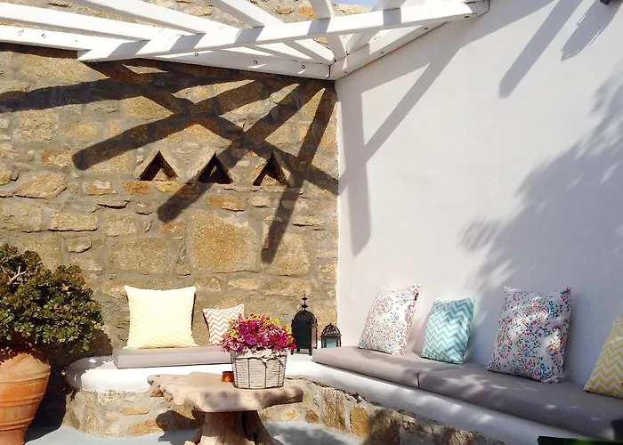 Aparthotel Yakinthos 4*