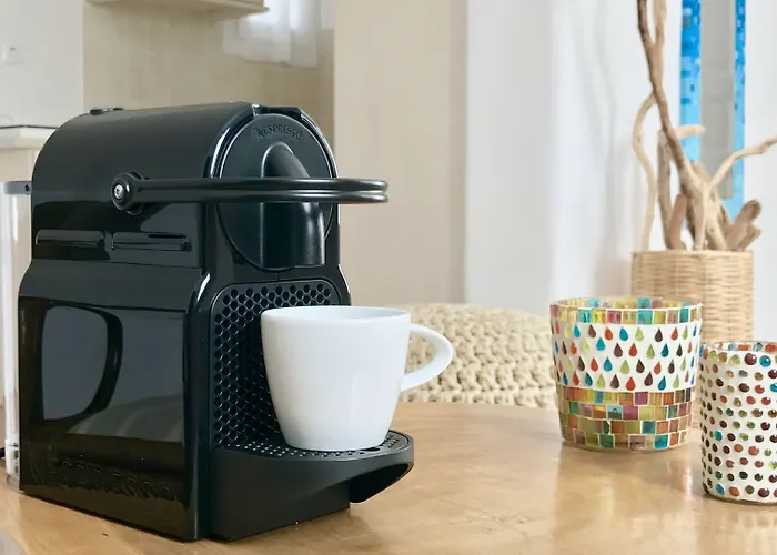 Yakinthos Panormos (Mykonos)