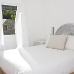 Yakinthos Apart Otel 4*