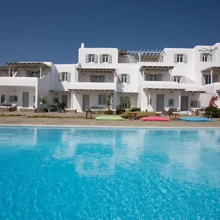 Yakinthos Aparthotel
